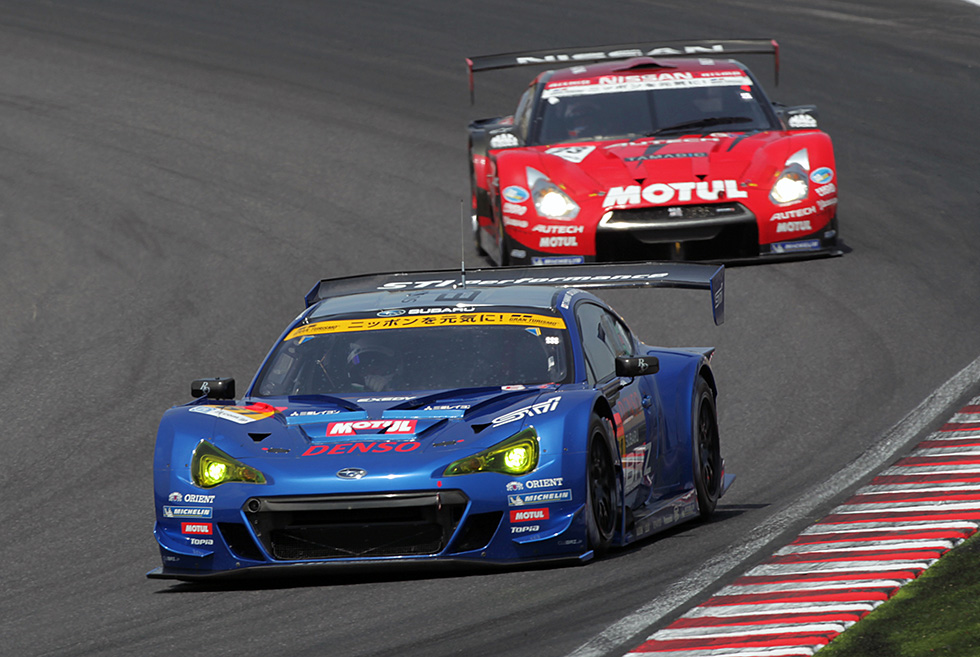 GT300クラスはPP、優勝ともスバルBRZ。レガシィから変更したニューマシン。
