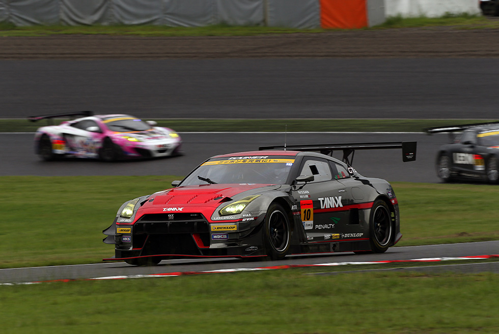 GT300クラスはゲイナーGT-Rが優勝。この年ゲイナーはGT300クラスチャンピオンに。
