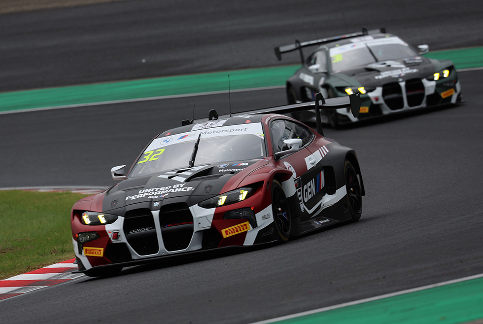 BMWはM4GT Evoで鈴鹿1000㎞に出場。ポール・トゥ・ウィンで復活した1000㎞にその名を刻んだ。