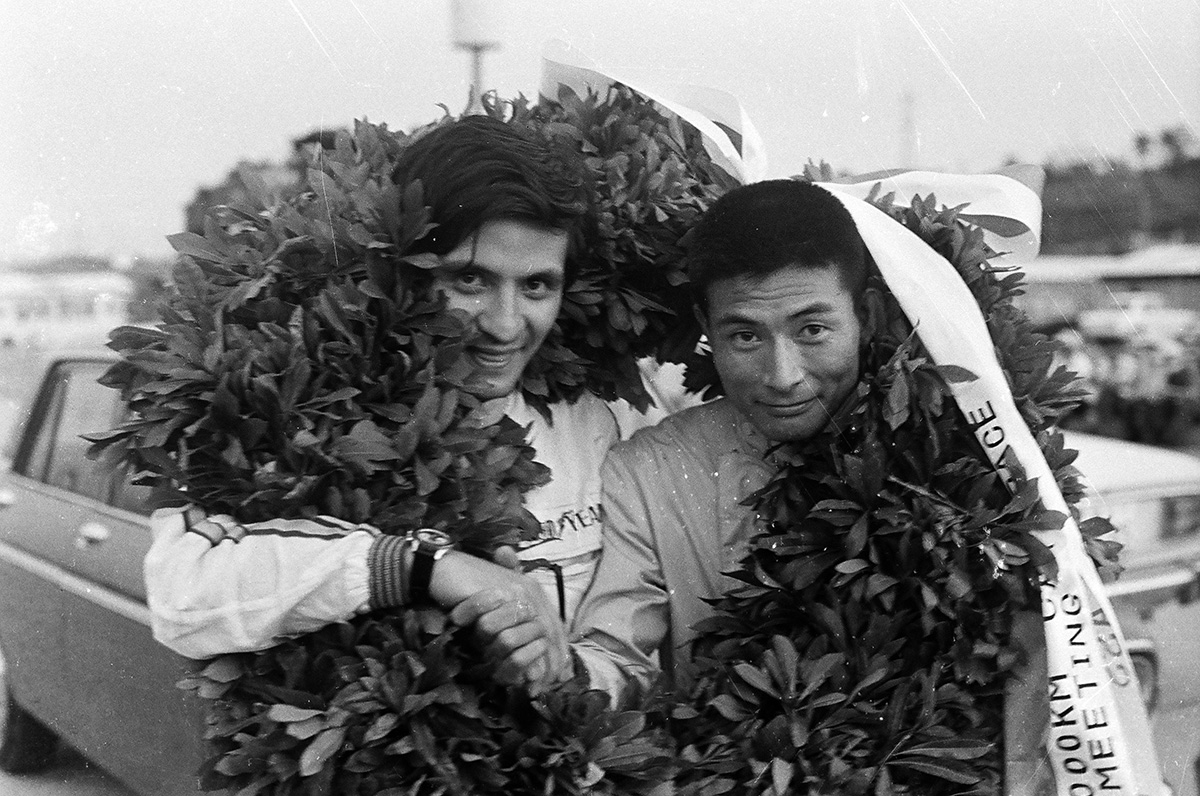 The winners of the 1st Suzuka 1000Km, Yukio Fukuzawa / Tomohiko Tsutsumi (right)