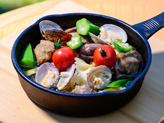 Sand liver and asari, seasonal vegetable ahihijo