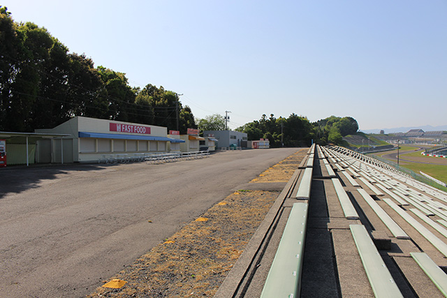 Back of C Seat Shop (Near S Curve)