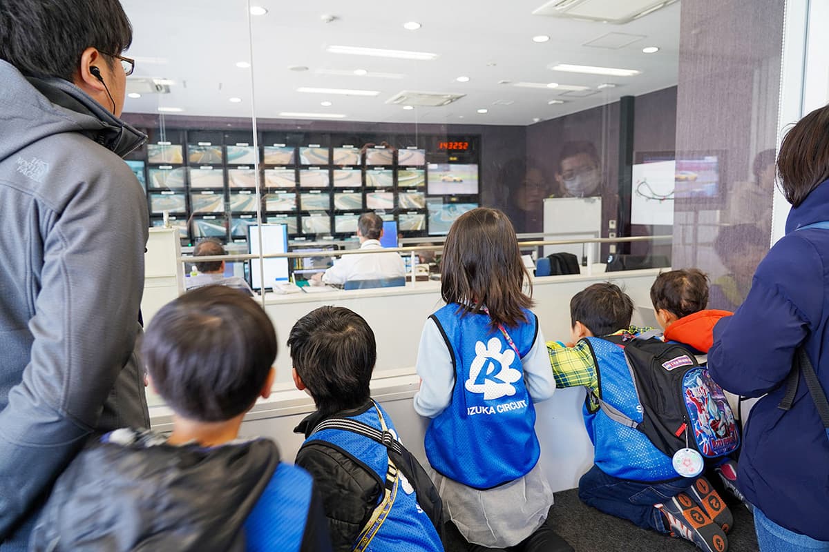 Pit Building Backyard Walk