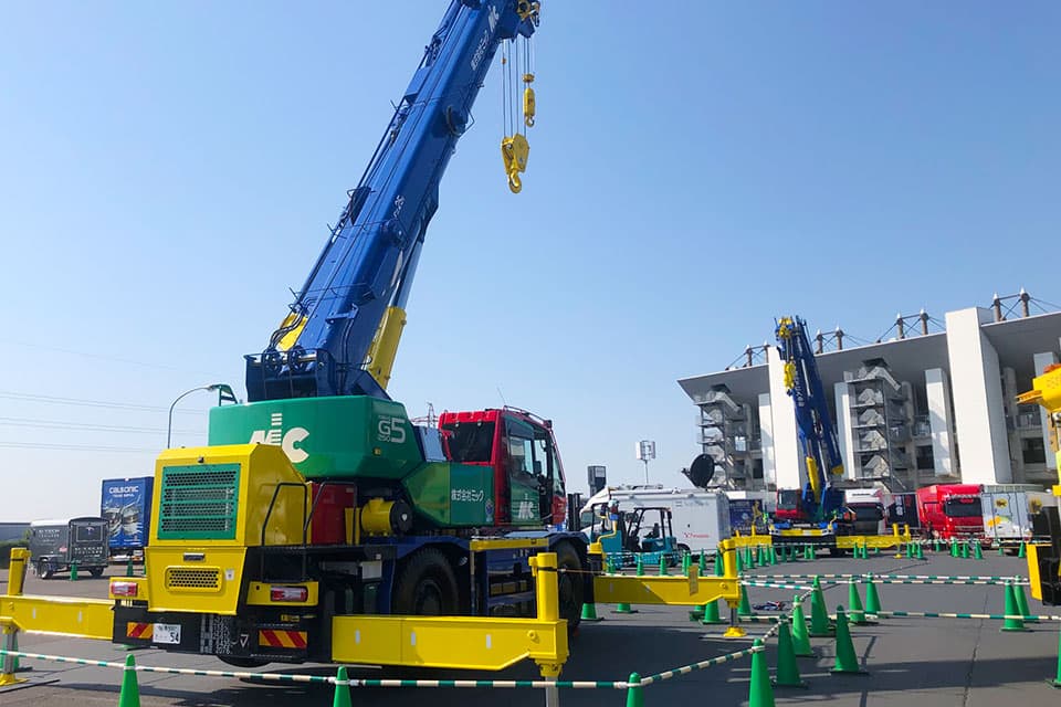 60t Rough Terrain Crane