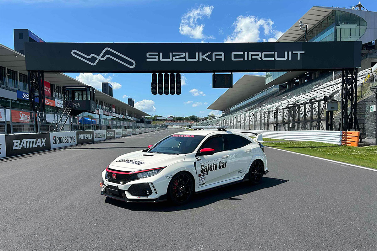 Honda CIVIC Type R (FK8) *Vehicle Scheduled for Display & Ride Experience at Welcome Square