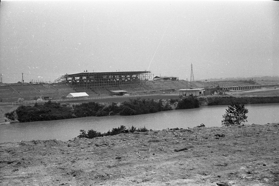 1961年工事中の鈴鹿サーキット