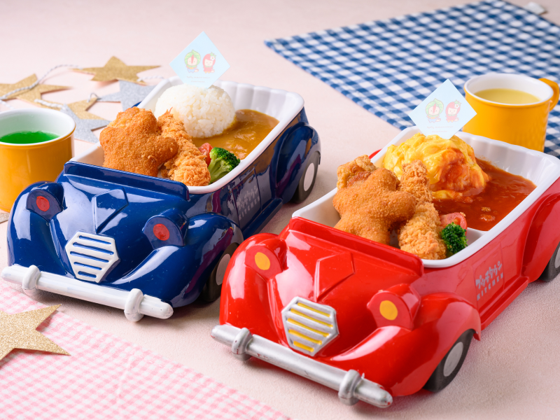 車の形をした器に盛り付けられた3〜5歳向けのお子さまカレープレート